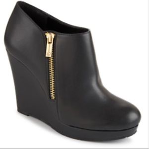 Jessica Simpson Wedge Booties 4” heel sz 6.5 Black